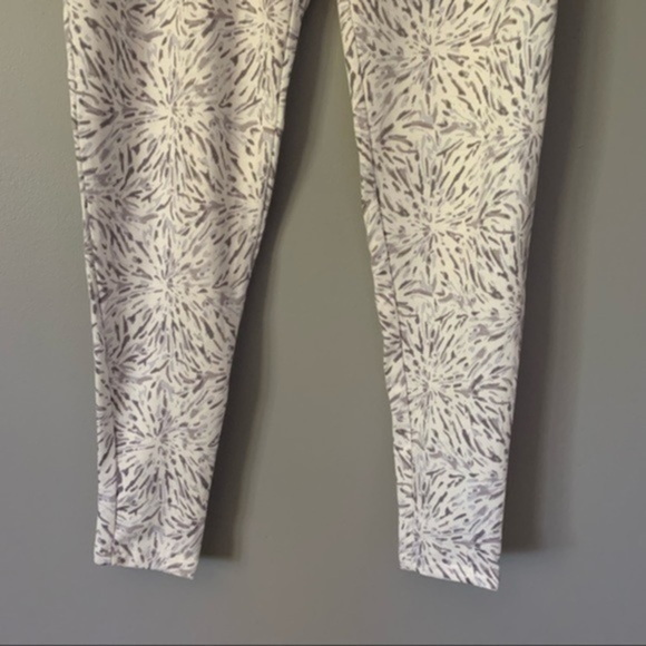 NWT. HURLEY Spaced Tie-Dye Lounge Pants - Picture 7 of 8